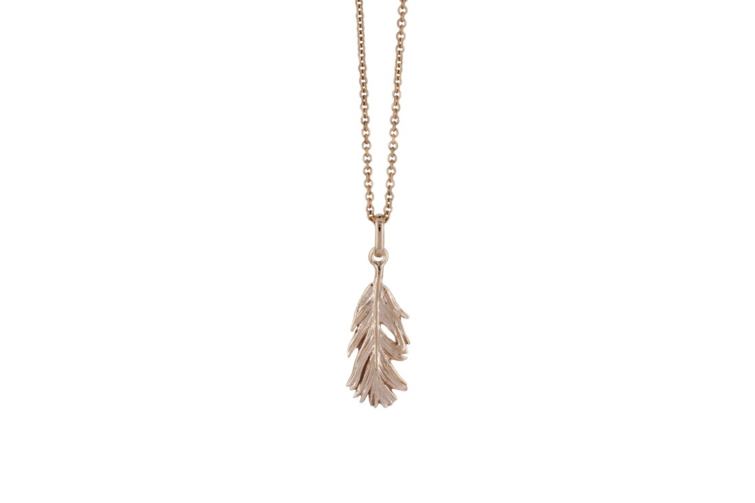 Short feather pendant in 9ct Rose Gold